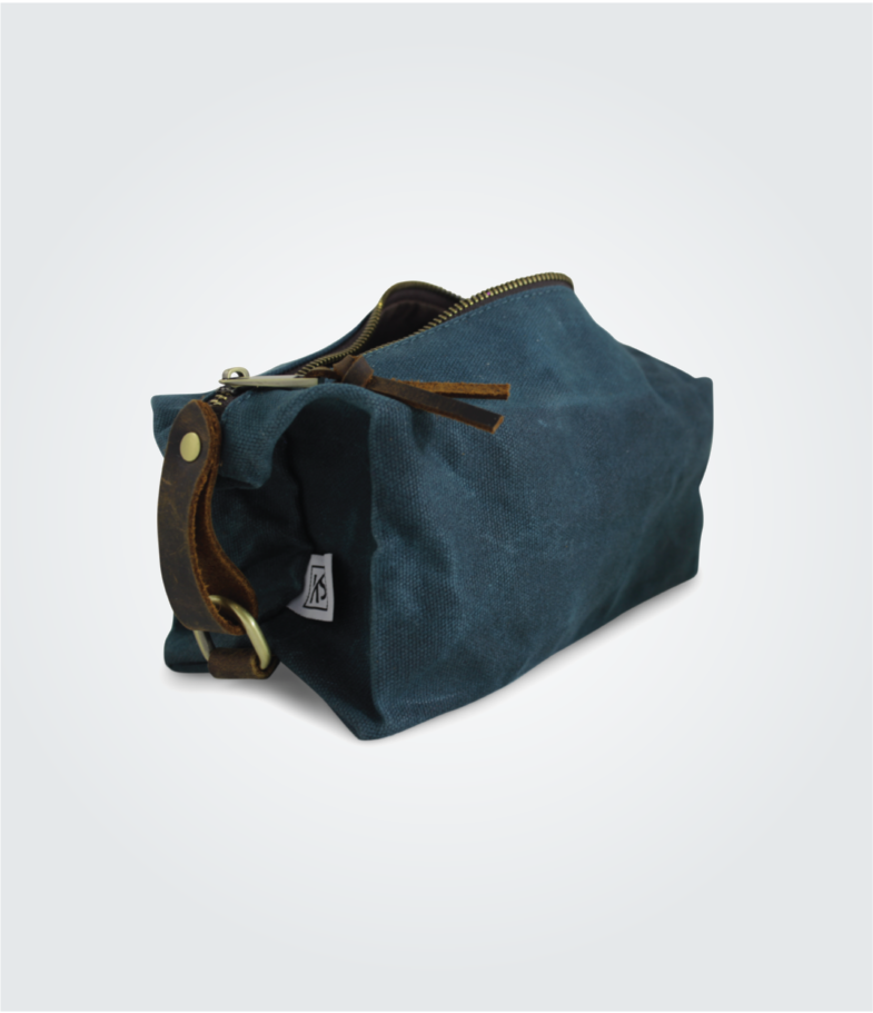 WAXED CANVAS TOILETRY BAG